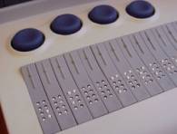 close-up van een braille leesregel
